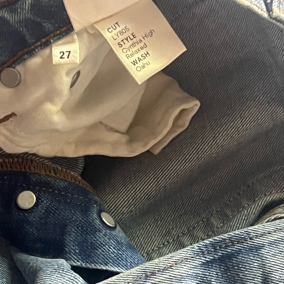 SOLD Reformation Cynthia High Rise Relaxed Jeans - Picture 5 of 7